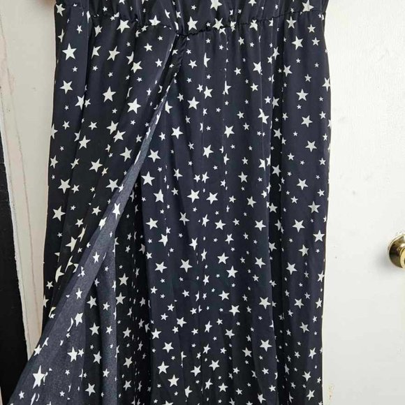 Shein Curve Long Black Dress with White stars, thin and flows beautifully, 4X - Picture 4 of 9